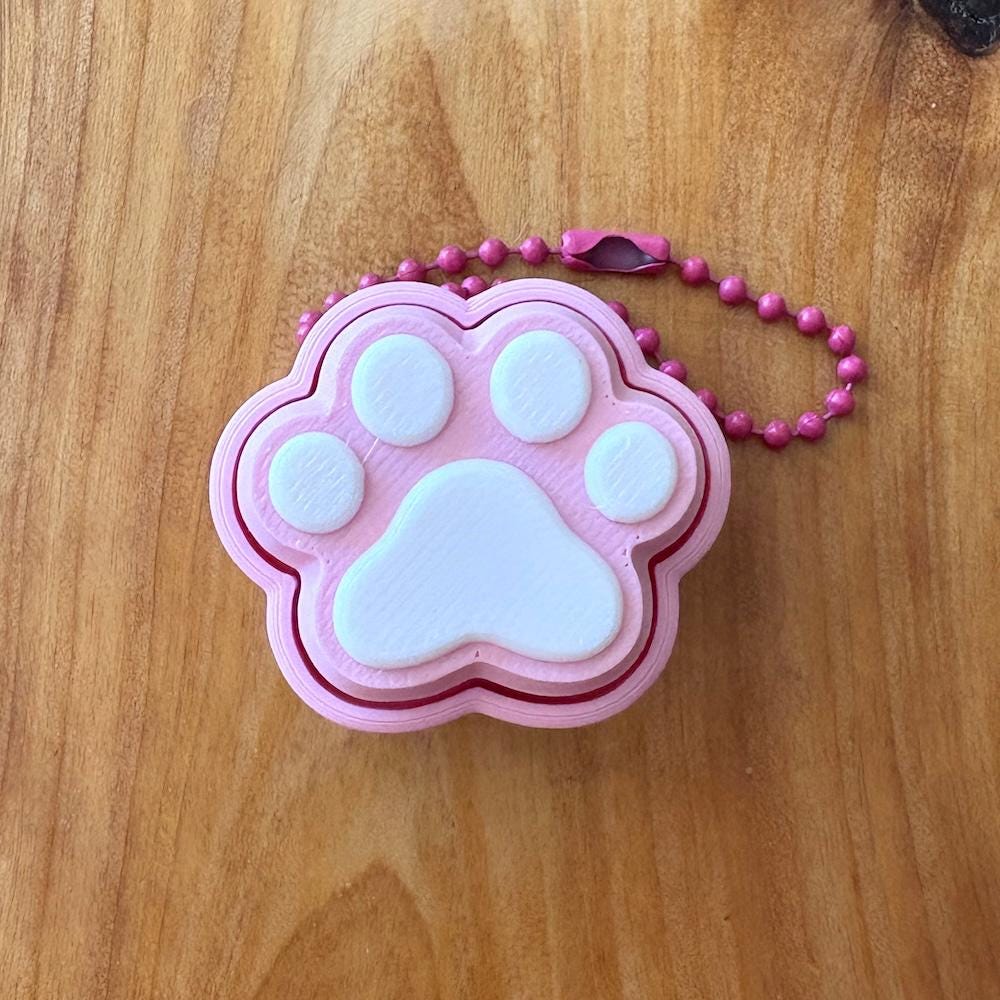 Cat/Dog Paw Print Key Clicker Fidget Keychain